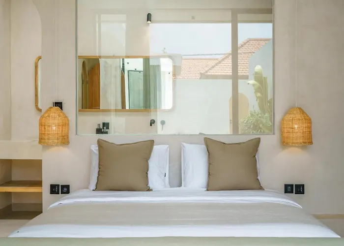 Leros - Modern Chic 2br Mediterranean In Canggu! *