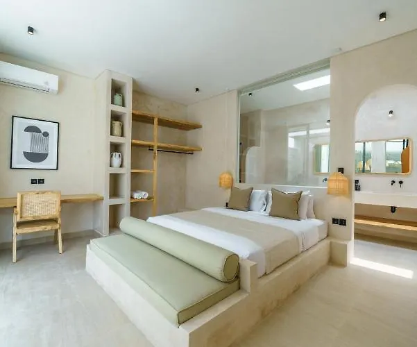 Leros - Modern Chic 2br Mediterranean In Canggu!