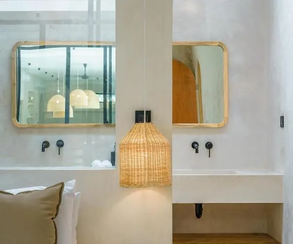 Leros - Modern Chic 2br Mediterranean In Canggu! Villa *