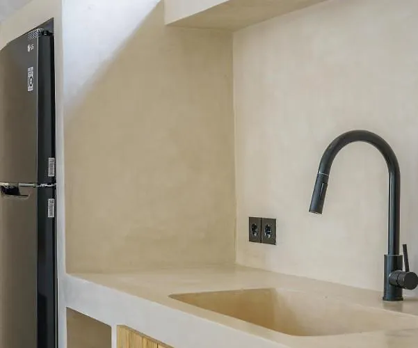 Leros - Modern Chic 2br Mediterranean In Canggu! Villa